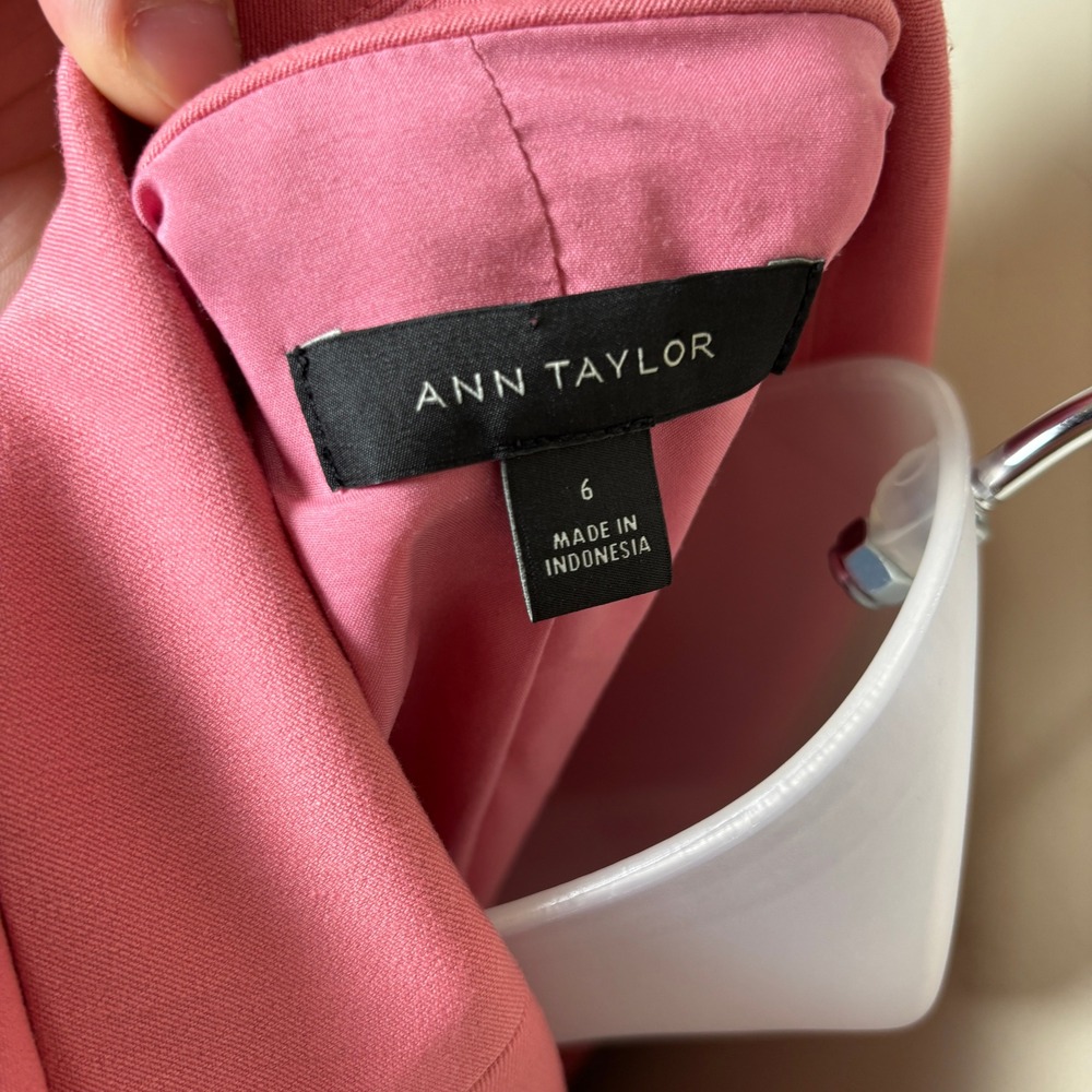 Ann Taylor Pink Long Sleeve One Button Padded Shoulders Blazer Jacket Womens 6 - Picture 6 of 7